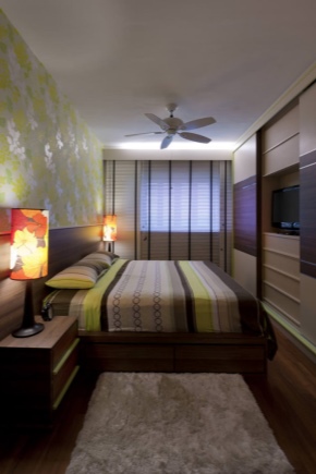 Wählen Sie ein Design für ein schmales Schlafzimmer