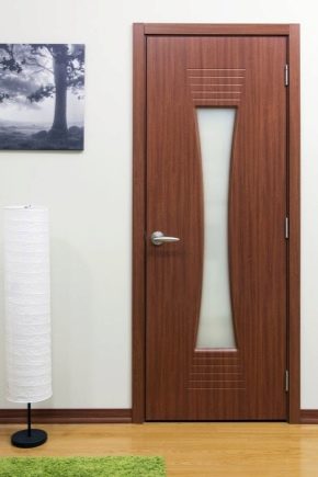Features of laminated doors