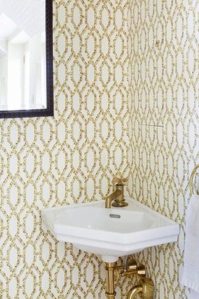 How to properly glue wallpaper in the corners of a room?