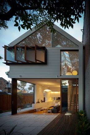 Progetto di casa con una dimensione di 8x10 m: buone opzioni per il layout dei locali