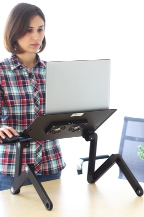Folding transforming tables for a laptop: features of choice