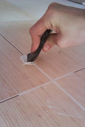 How to grout tiles?