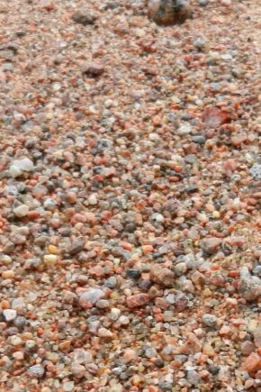 Amestecul nisip-pietriș: caracteristici și domeniu de aplicare
