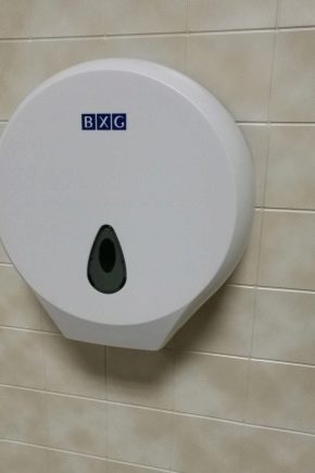 Hvordan vælger man toiletpapirdispensere?