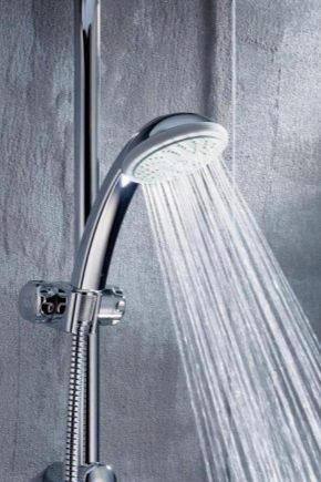 Welche Arten von Duschhalterungen gibt es?