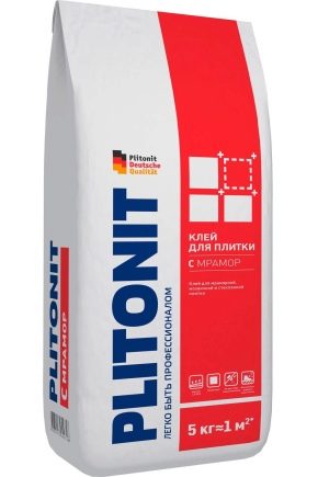 胶水 Plitonit C：用途和特性