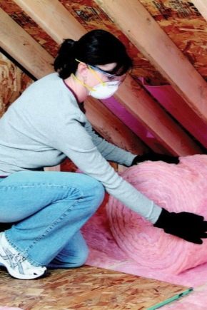 Insulation of a wooden house inside: how and how is it better to do it?