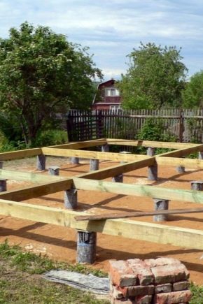 The choice and technology of building a foundation for a wooden house