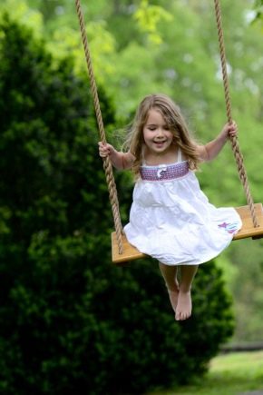 How to choose a garden swing for children?