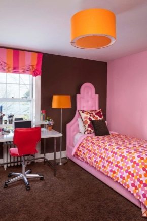 How to choose curtains for a girl's nursery?