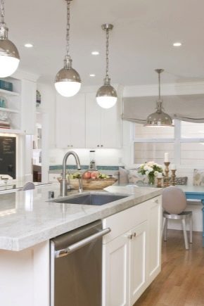 Features of lighting the kitchen-living room