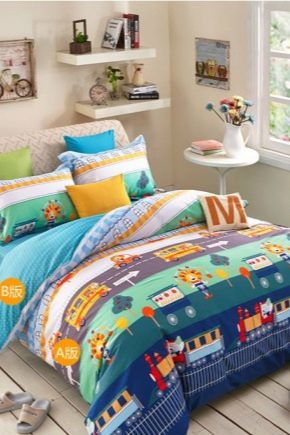 Tips for choosing baby bedding for a boy