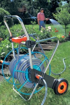 Types of hose reels and tips for making them