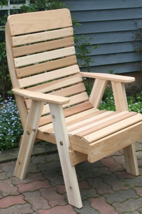 Hoe maak je een houten stoel met je eigen handen?