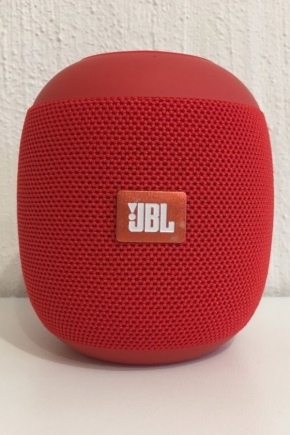  مكبرات الصوت الصغيرة JBL: نظرة عامة على النموذج