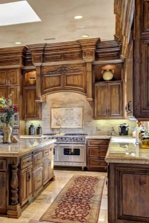 Solid oak kitchens in the interior
