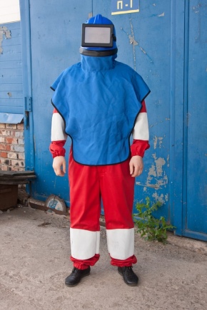All About Sandblaster Suits
