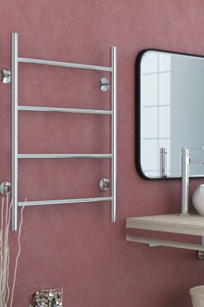 Heated towel rails from the manufacturer Style