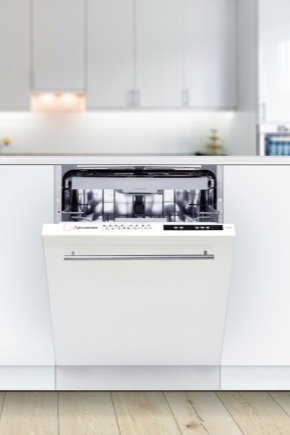 Mašine za pranje sudova Schaub Lorenz