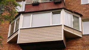 Buitenafwerking van het balkon