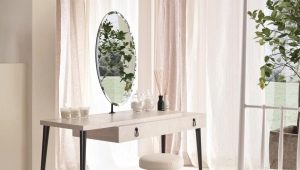 White dressing tables with a mirror: design features