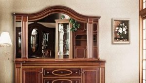 How to choose a chest of drawers with a mirror?