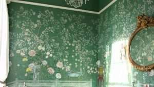Papier peint en verre dans la décoration intérieure de la salle de bain