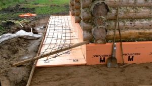 Le sottigliezze del processo di riscaldamento delle fondamenta di una casa in legno