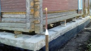 Wymiana i wzmocnienie fundamentu pod stojący dom drewniany