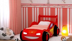 Choosing a baby bed for boys