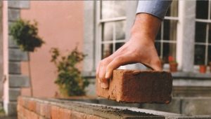Come stuccare i giunti in muratura?