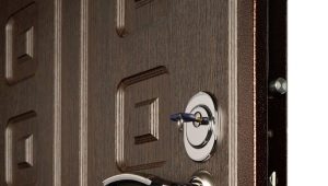 De deurknop vervangen: voorbereiding en stapsgewijze handleiding voor het proces