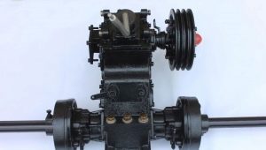 手扶式拖拉机减速机：类型和自组装