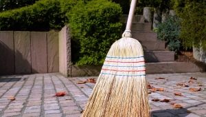 How to make a broom with your own hands?