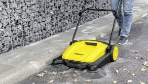 Sweepers Karcher: types, advice on selection and operation