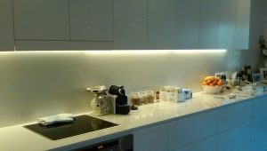 LED şeritli mutfak aydınlatması