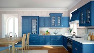 Blå køkkener i interiøret