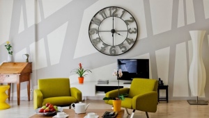 Large wall clocks: varieties, tips for choosing and fixing
