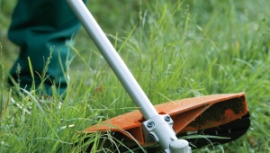 Petrol trimmer lines: types and tips for choosing