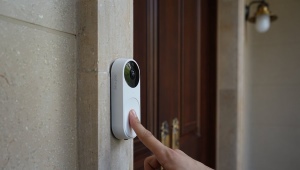 How to connect a doorbell?