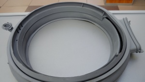How to replace the door seal of a Bosch washing machine?