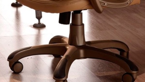 Computer chair creaks: causes, remedies, prevention