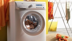 Warum hat die Waschmaschine aufgehört zu spülen und was soll ich tun?