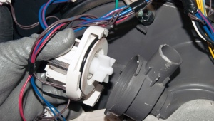Washing machine pump repair: signs of malfunctions, problem solving, expert advice