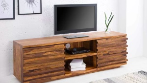 Alegerea suporturilor TV din lemn