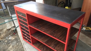 How to make a locksmith workbench with your own hands?