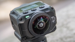 Jak vybrat 360 stupňovou akční kameru?