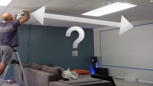 Wie groß sollte der Abstand vom Projektor zur Leinwand sein?