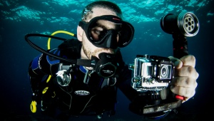 كاميرات العمل تحت الماء