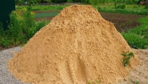 Varieties and use of construction sand